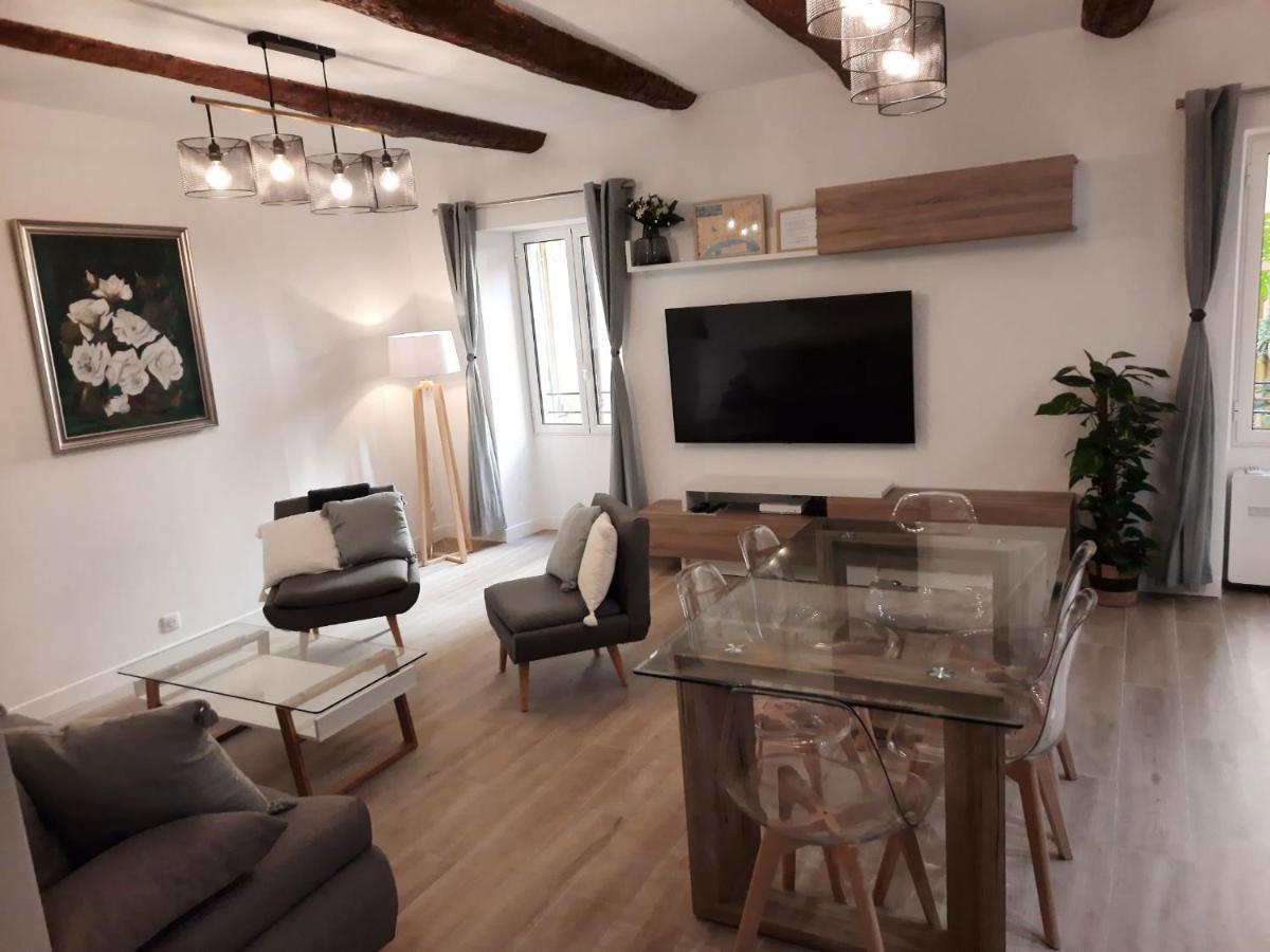 Beautiful Old Town Flat, Near The Beach Nice Exteriör bild