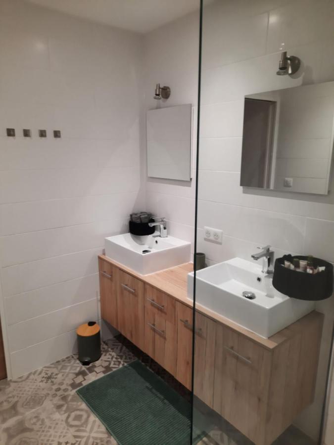 Beautiful Old Town Flat, Near The Beach Nice Exteriör bild